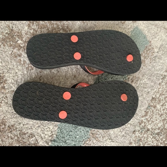 Reef flip flops size 5 - Picture 3 of 4